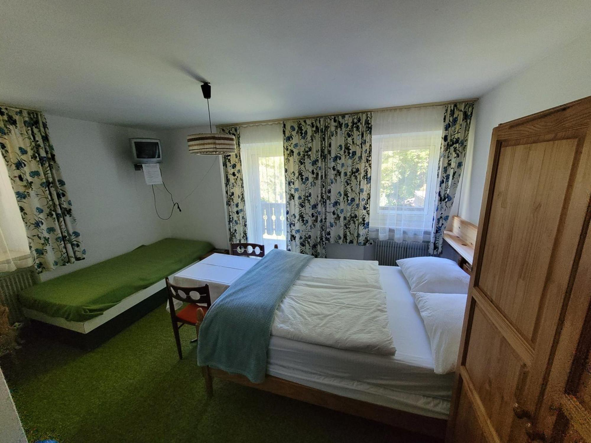 Gassermühle-Zimmer für Selbstversorger Eggen Zimmer foto